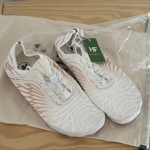 HIKE Women's Eco-Friendly Sneakers - White